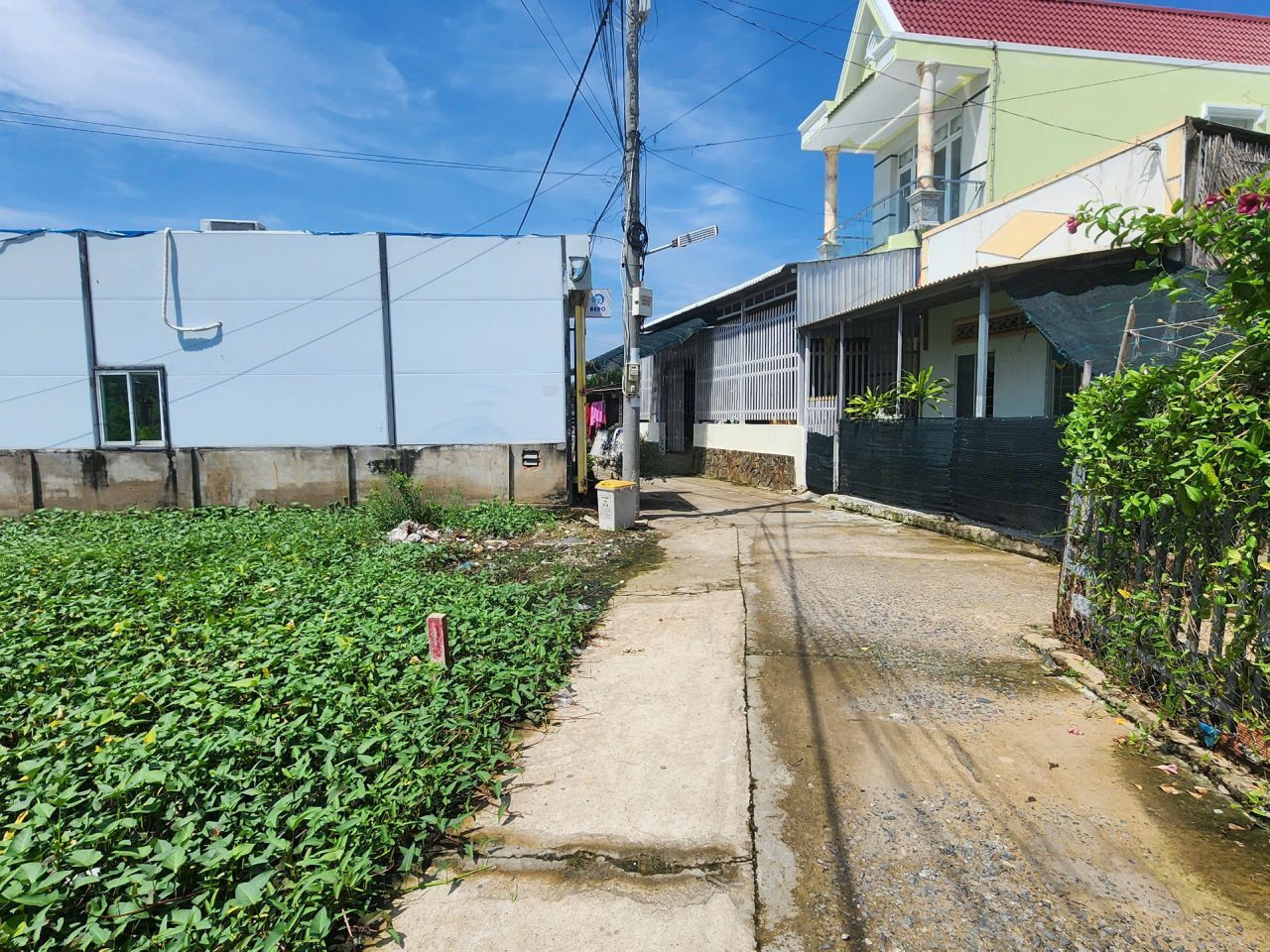 bán đất hẽm xe hơi đường Tam Thôn Hiệp