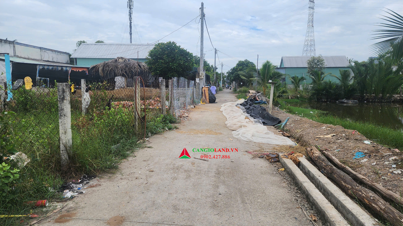 Bán đất thổ cư hẽm xe hơi đường Hà Quang Vóc xã Bình Khánh, huyện Cần Giờ
